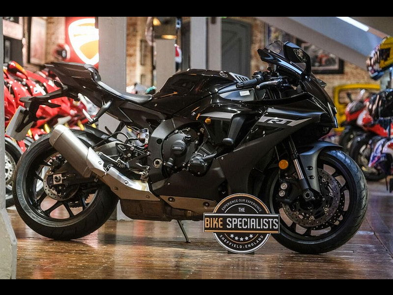 Yamaha R1 *Yamaha YZF R1 - Stunning Example* 0dr Manual 2026