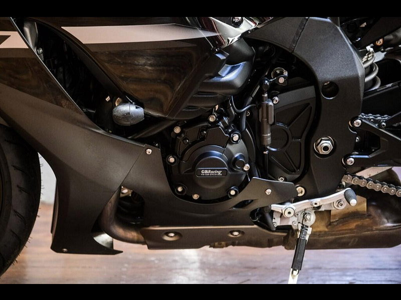 Yamaha R1 *Yamaha YZF R1 - Stunning Example* 0dr Manual 2026