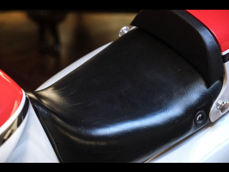 Yamaha RD500LC Stunning Low Mileage Original Example 0dr Manual 2026