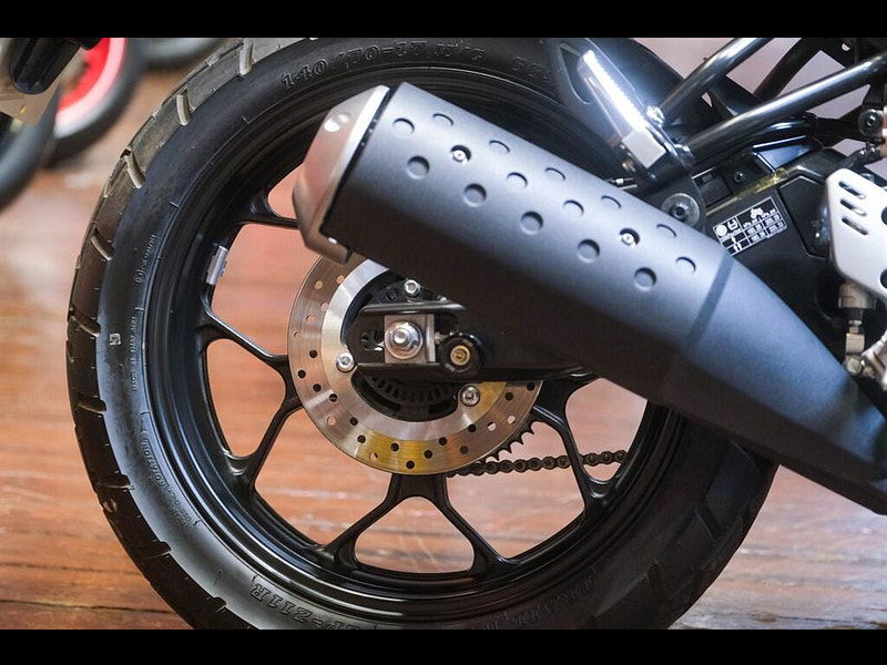 Yamaha XSR125 *The Perfect First Bike* 0dr Manual 2025