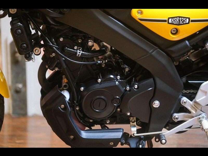 Yamaha XSR125 *The Perfect First Bike* 0dr Manual 2025