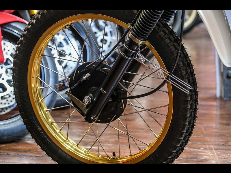 Yamaha XT500 XT500 Fully Restored by A2 Restorers 0dr Manual 2025