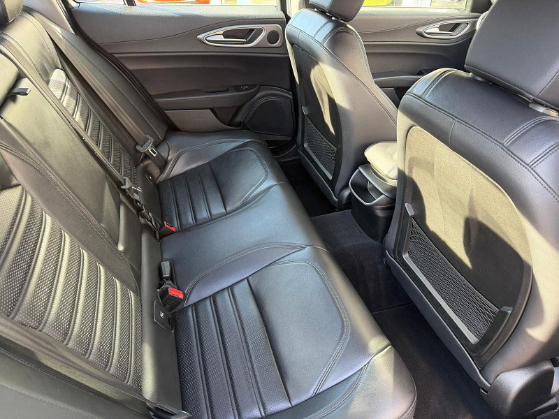 Alfa Romeo Giulia 2.2 TD Speciale Auto Euro 6 (s/s) 4dr 4dr Automatic 2026