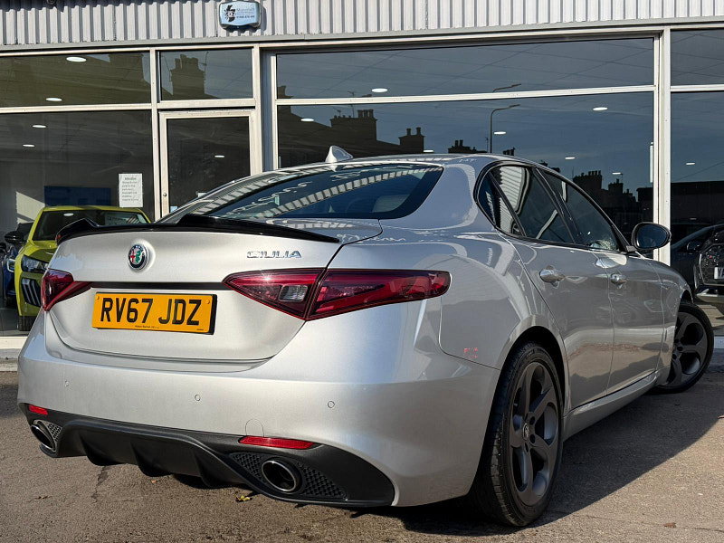 Alfa Romeo Giulia 2.2 TD Speciale Auto Euro 6 (s/s) 4dr 4dr Automatic 2026