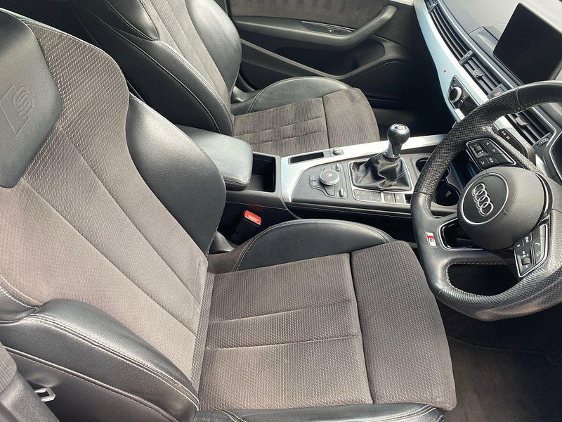 Audi A4 2.0 TFSI 35 S line Euro 6 (s/s) 4dr 4dr Manual 2026