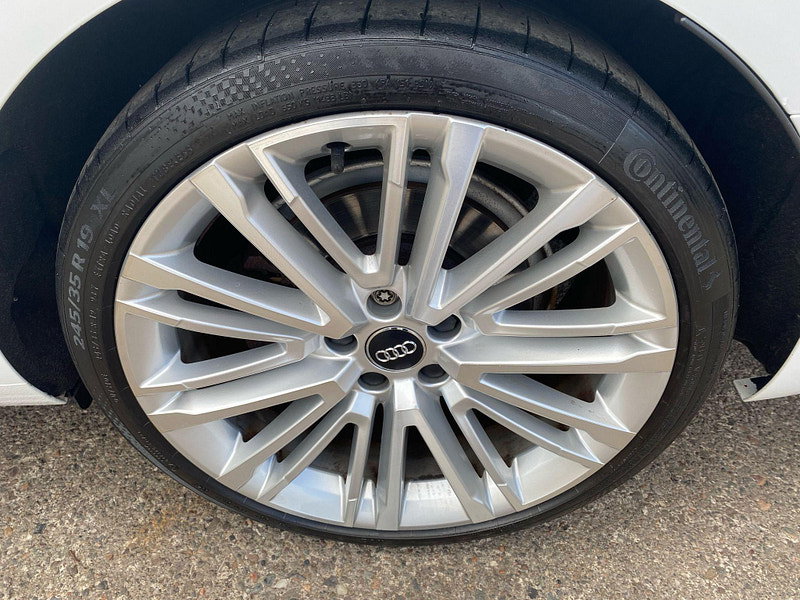 Audi A4 2.0 TFSI 35 S line Euro 6 (s/s) 4dr 4dr Manual 2026