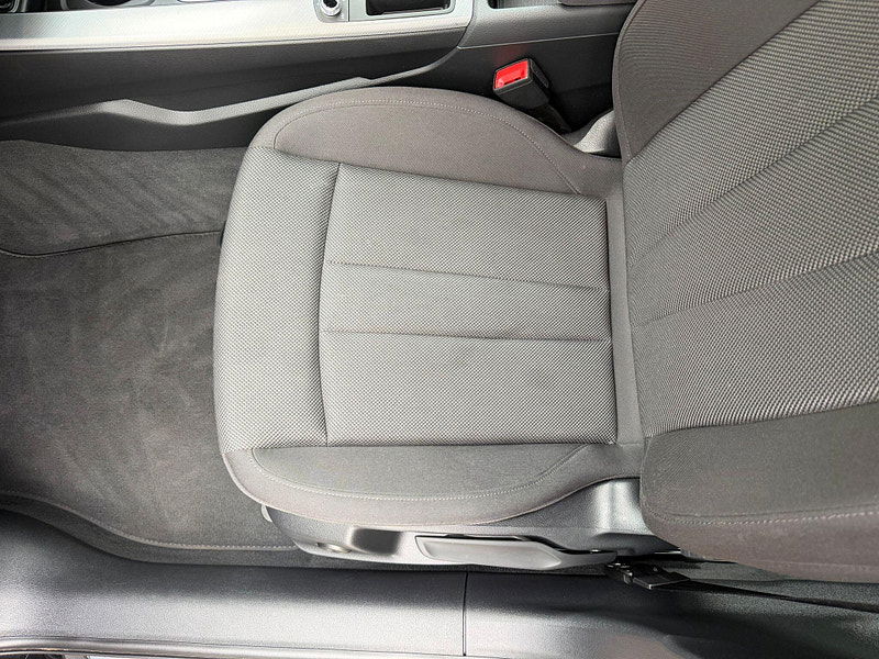 Audi A4 Avant 2.0 TFSI 35 Technik Euro 6 (s/s) 5dr 5dr Manual 2025