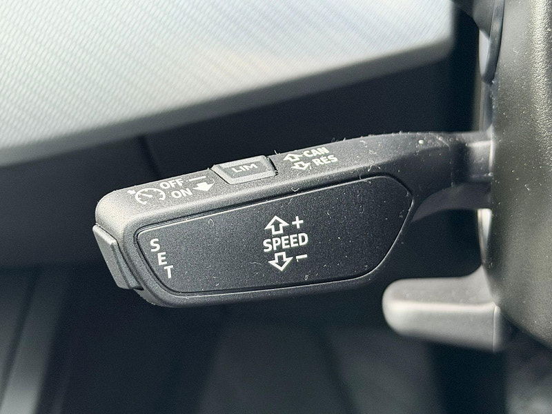 Audi A4 Avant 2.0 TFSI 35 Technik Euro 6 (s/s) 5dr 5dr Manual 2025