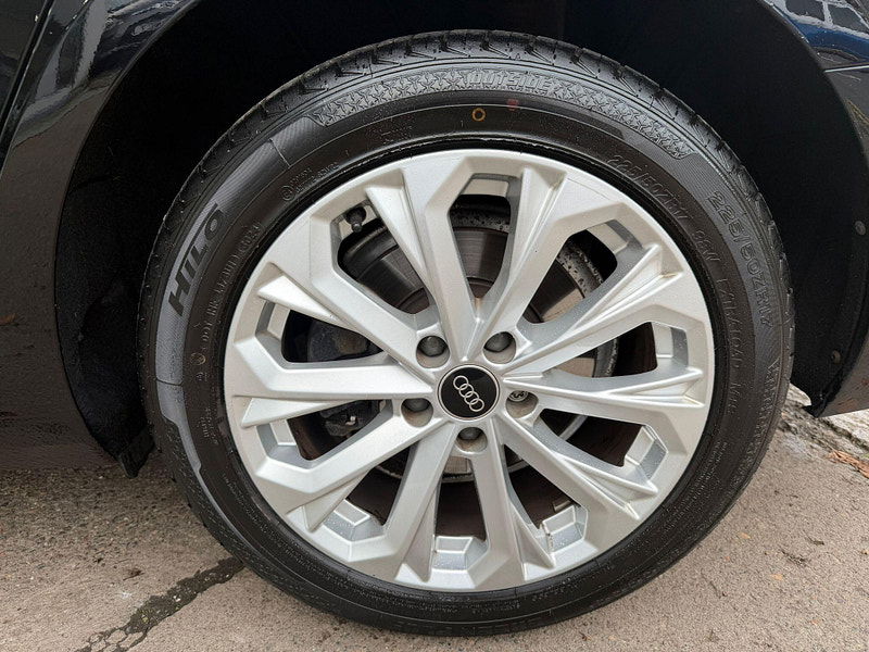 Audi A4 Avant 2.0 TFSI 35 Technik Euro 6 (s/s) 5dr 5dr Manual 2025