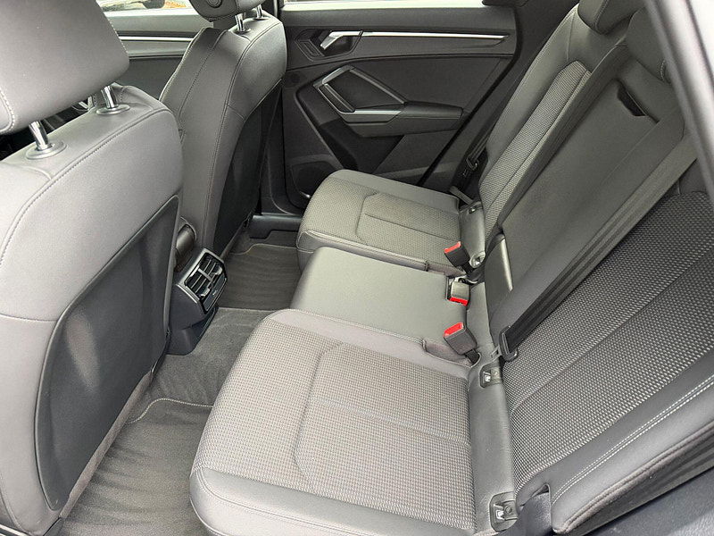 Audi Q3 1.5 TFSI CoD 35 S line Euro 6 (s/s) 5dr 5dr Manual 2025