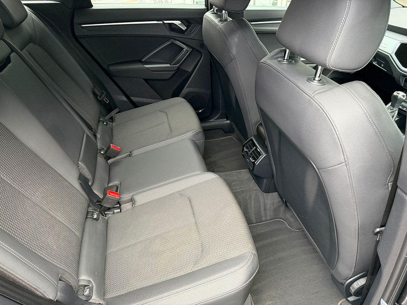 Audi Q3 1.5 TFSI CoD 35 S line Euro 6 (s/s) 5dr 5dr Manual 2025