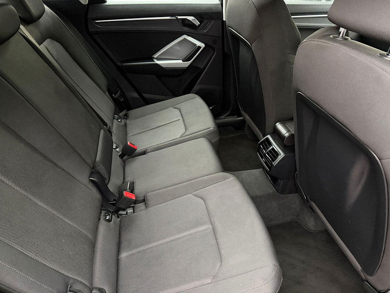 Audi Q3 1.5 TFSI CoD 35 Sport Euro 6 (s/s) 5dr 5dr Manual 2026