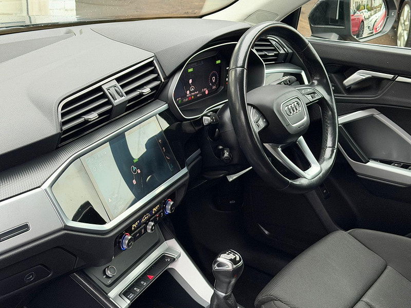 Audi Q3 1.5 TFSI CoD 35 Sport Euro 6 (s/s) 5dr 5dr Manual 2026