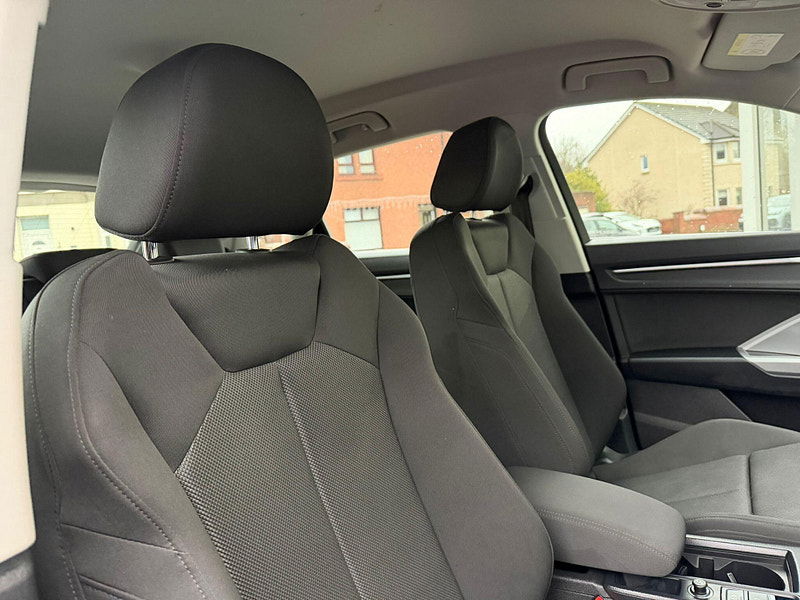 Audi Q3 1.5 TFSI CoD 35 Sport Euro 6 (s/s) 5dr 5dr Manual 2026