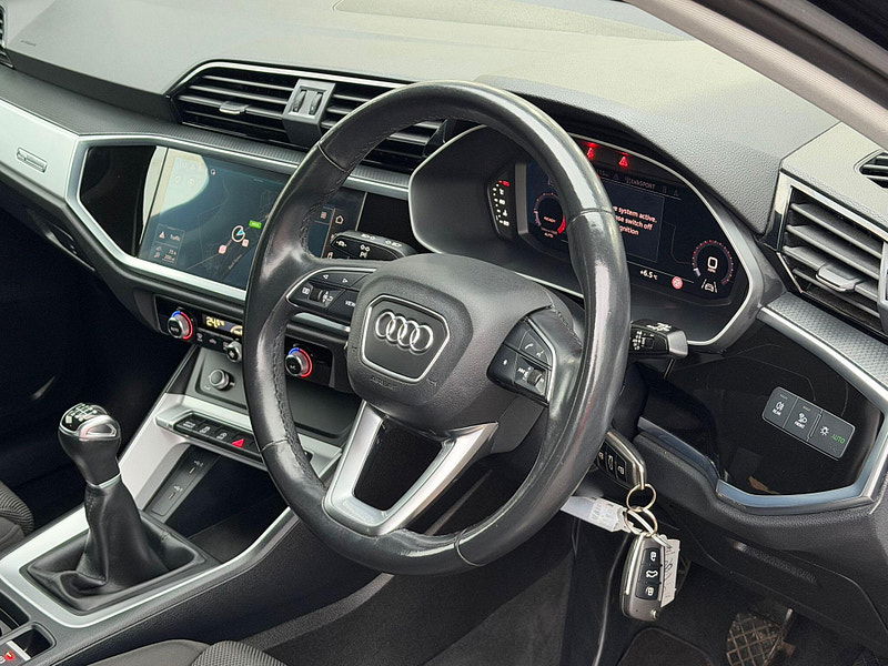 Audi Q3 1.5 TFSI CoD 35 Sport Euro 6 (s/s) 5dr 5dr Manual 2026