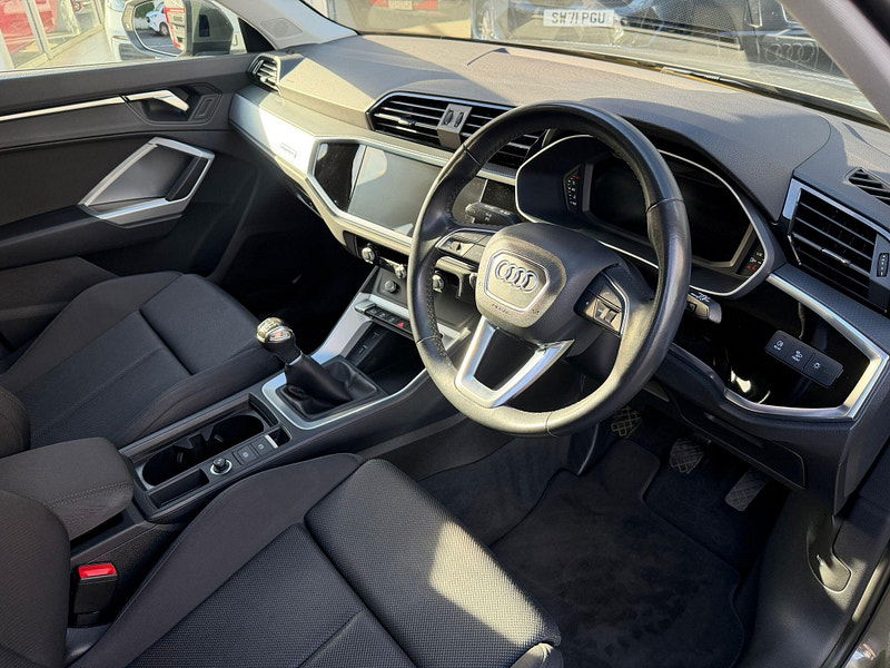 Audi Q3 1.5 TFSI CoD 35 Sport Euro 6 (s/s) 5dr 5dr Manual 2026