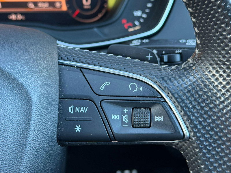 Audi Q5 2.0 TDI 40 Black Edition S Tronic quattro Euro 6 (s/s) 5dr 5dr Automatic 2025