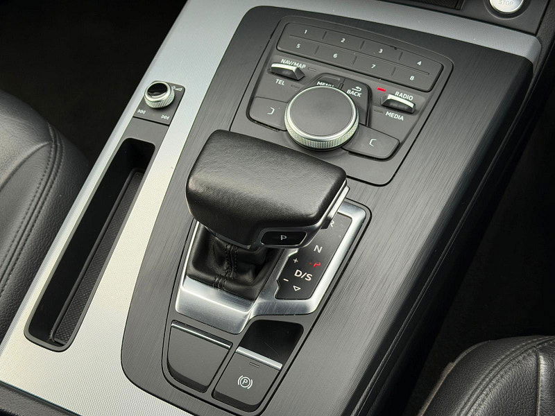 Audi Q5 2.0 TDI SE SUV 5dr Diesel S Tronic quattro Euro 6 (s/s) (190 ps) 5dr Automatic 2025