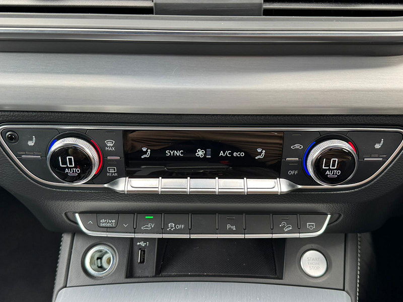 Audi Q5 2.0 TFSIe 55 S line Competition S Tronic quattro Euro 6 (s/s) 5dr 14.1kWh 5dr Automatic 2025