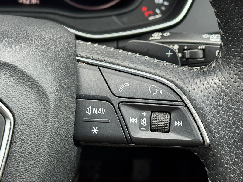 Audi Q5 2.0 TFSIe 55 S line Competition S Tronic quattro Euro 6 (s/s) 5dr 14.1kWh 5dr Automatic 2025