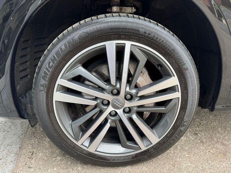 Audi Q5 2.0 TFSIe 55 S line Competition S Tronic quattro Euro 6 (s/s) 5dr 14.1kWh 5dr Automatic 2025
