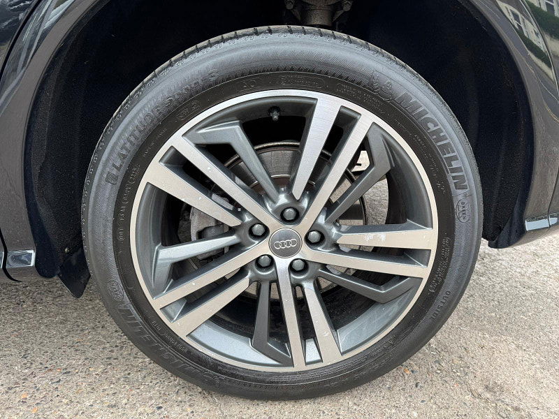 Audi Q5 2.0 TFSIe 55 S line Competition S Tronic quattro Euro 6 (s/s) 5dr 14.1kWh 5dr Automatic 2025