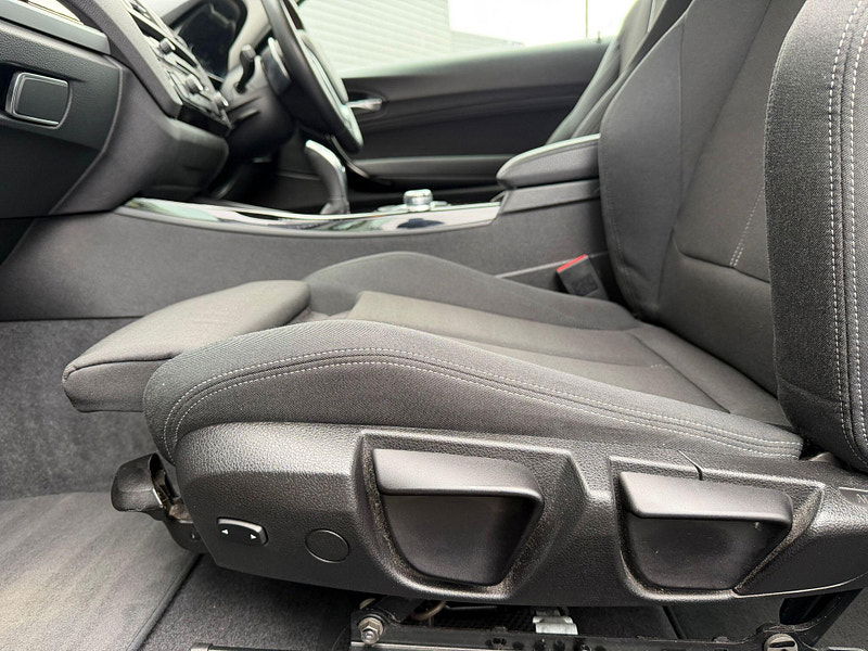 BMW 2 Series 2.0 220d Sport Auto xDrive Euro 6 (s/s) 2dr 2dr Automatic 2026