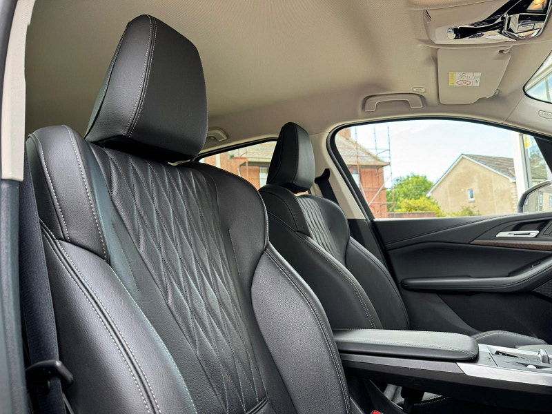 BMW 2 Series Active Tourer 1.5 220i MHT Luxury DCT Euro 6 (s/s) 5dr 5dr Automatic 2025