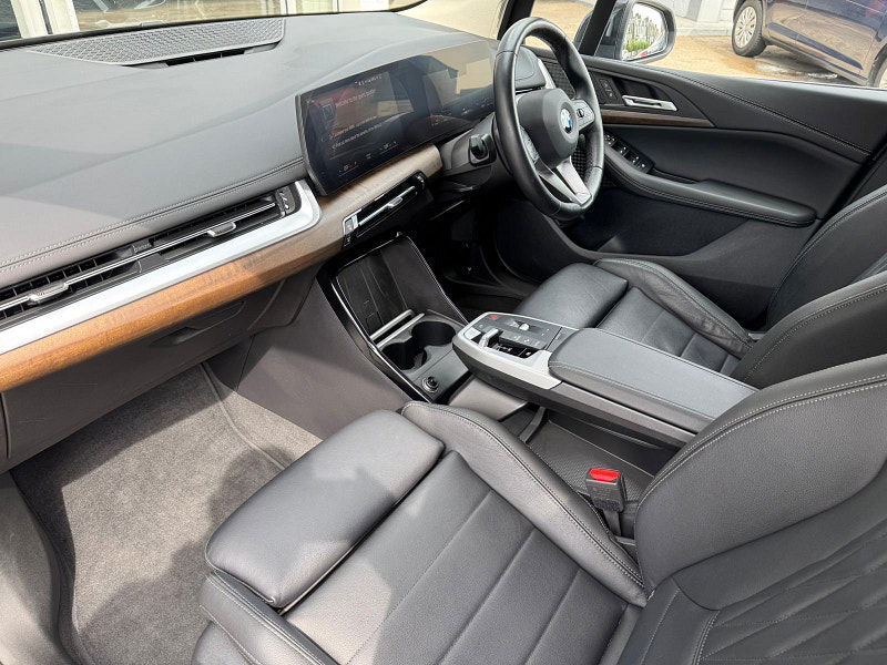 BMW 2 Series Active Tourer 1.5 220i MHT Luxury DCT Euro 6 (s/s) 5dr 5dr Automatic 2025