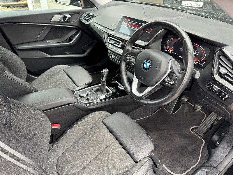 BMW 2 Series Gran Coupe 1.5 218i Sport (LCP) Euro 6 (s/s) 4dr 4dr Manual 2025