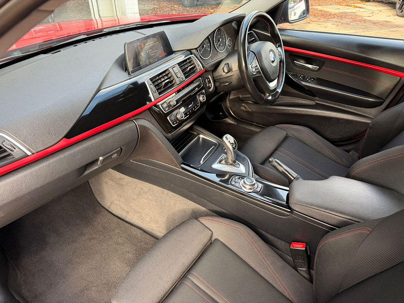 BMW 3 Series 2.0 320i Sport Auto Euro 6 (s/s) 4dr 4dr Automatic 2025