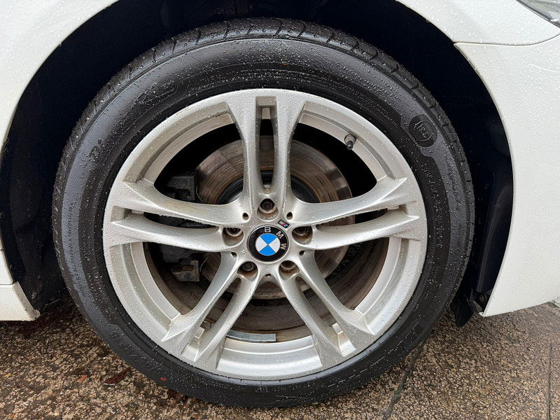 BMW 5 Series 2.0 518d M Sport Touring Auto Euro 6 (s/s) 5dr 5dr Automatic 2025