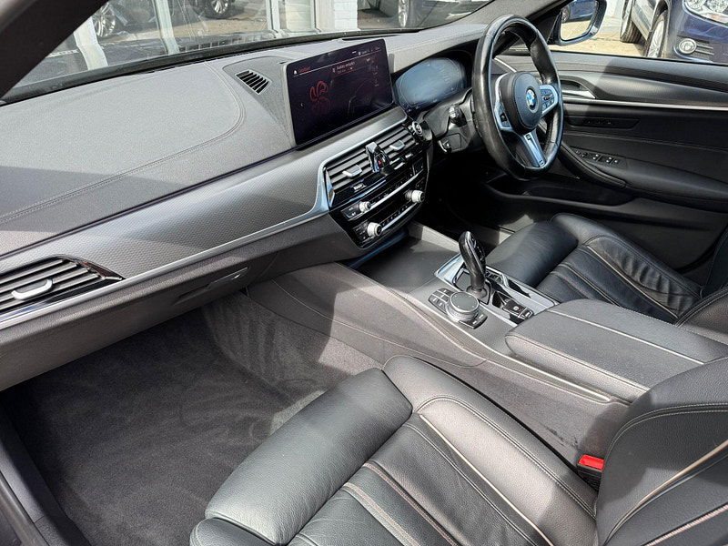 BMW 5 Series 2.0 520d MHT M Sport Steptronic Euro 6 (s/s) 4dr 4dr Automatic 2025
