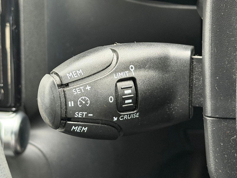 Citroen C3 1.2 PureTech Feel Euro 6 5dr 5dr Manual 2025