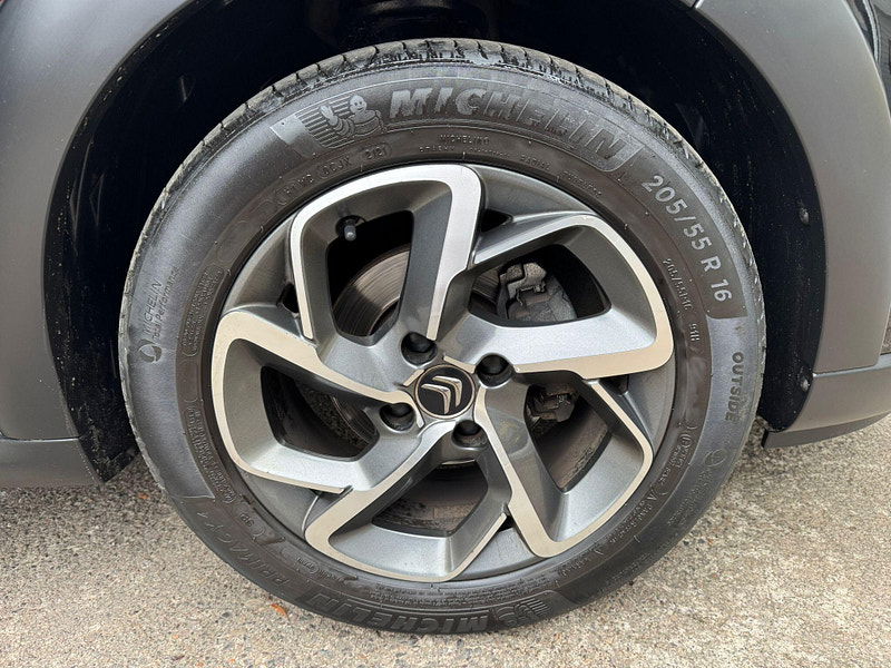 Citroen C3 1.2 PureTech Shine Euro 6 (s/s) 5dr 5dr Manual 2025