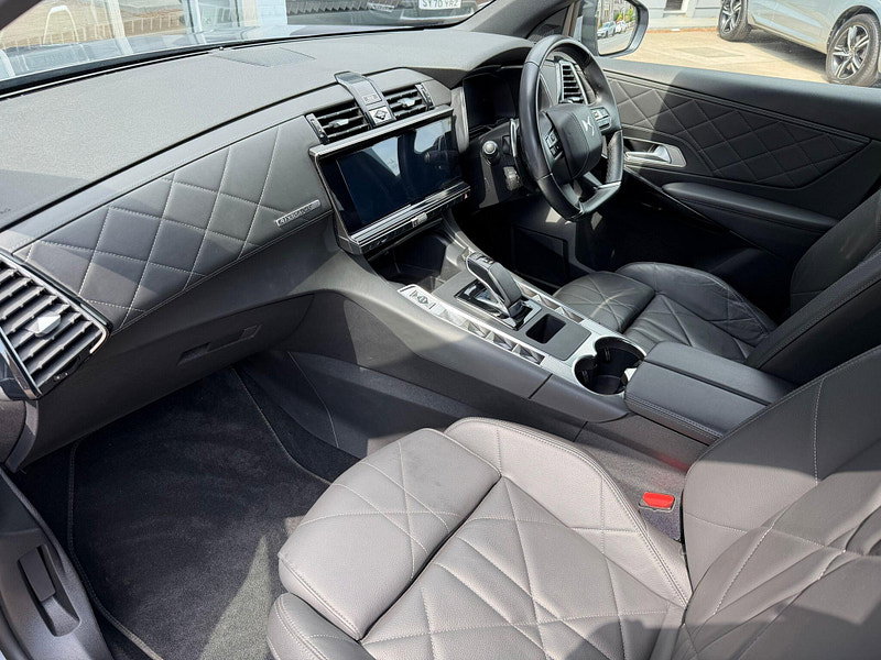 DS Automobiles Ds 7 crossback 1.6 E-TENSE 13.2kWh Rivoli Crossback EAT8 Euro 6 (s/s) 5dr 5dr Automatic 2026