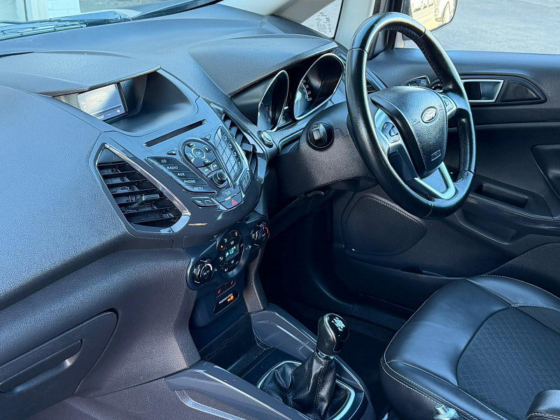 Ford EcoSport 1.0T EcoBoost Titanium 2WD Euro 6 (s/s) 5dr 5dr Manual 2026