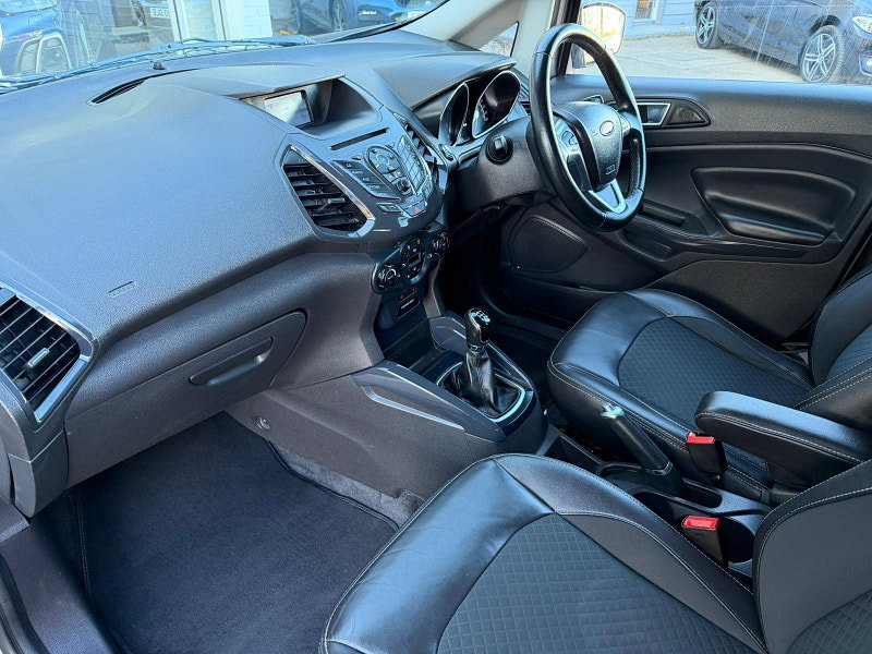 Ford EcoSport 1.0T EcoBoost Titanium 2WD Euro 6 (s/s) 5dr 5dr Manual 2026