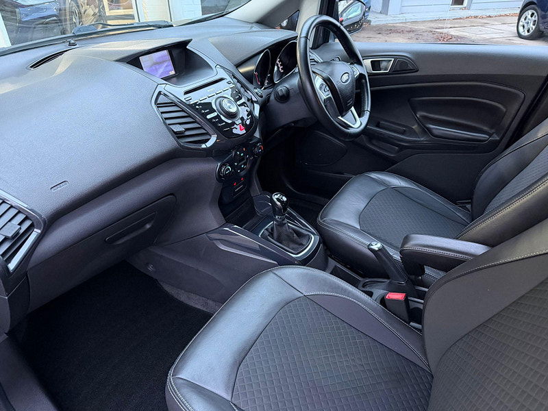 Ford EcoSport 1.5 TDCi Titanium 2WD Euro 6 5dr 5dr Manual 2025