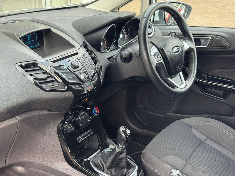Ford Fiesta 1.0 Zetec Euro 5 (s/s) 5dr 5dr Manual 2025