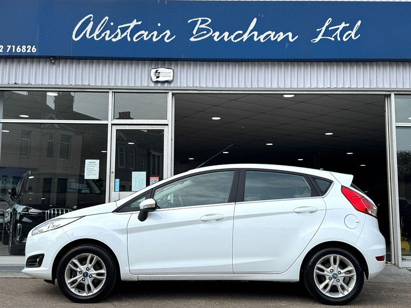 Ford Fiesta 1.0 Zetec Euro 5 (s/s) 5dr 5dr Manual 2025
