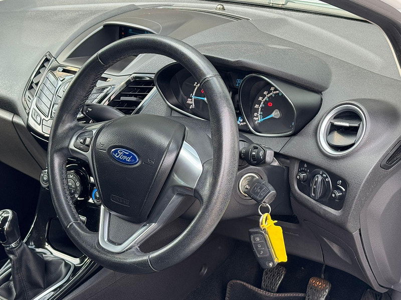 Ford Fiesta 1.0 Zetec Euro 5 (s/s) 5dr 5dr Manual 2025