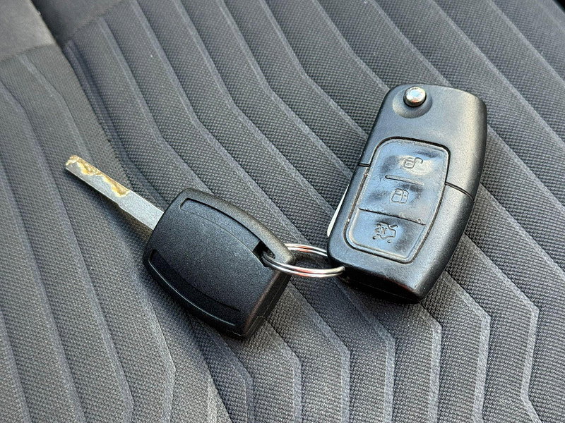 Ford Fiesta 1.0T EcoBoost Zetec Euro 5 (s/s) 3dr 3dr Manual 2026