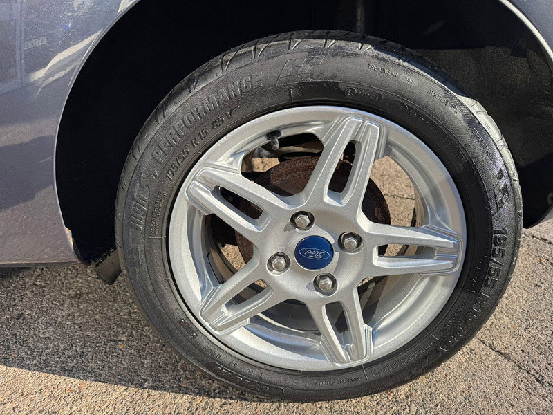 Ford Fiesta 1.0T EcoBoost Zetec Euro 5 (s/s) 3dr 3dr Manual 2026