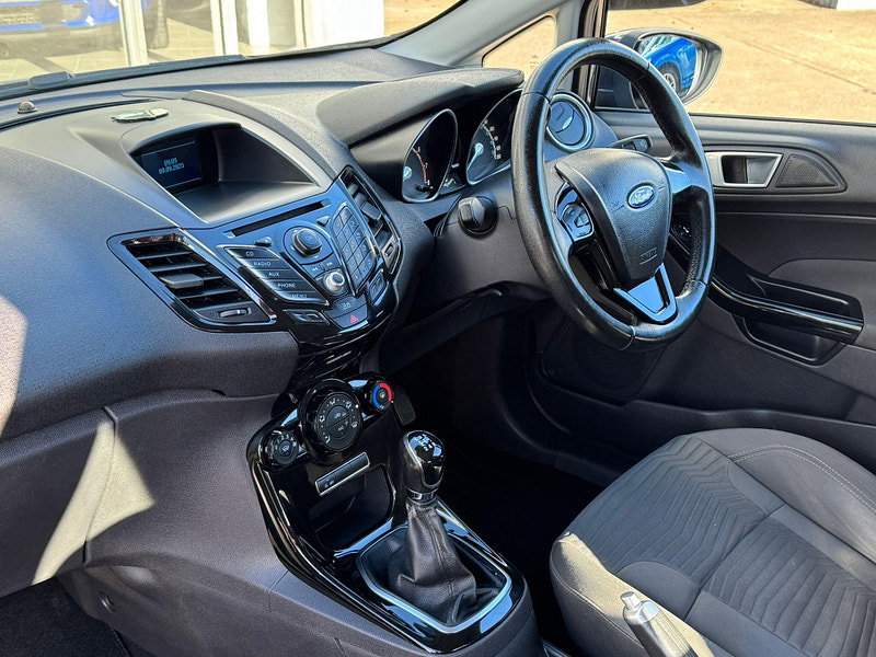 Ford Fiesta 1.0T EcoBoost Zetec Euro 5 (s/s) 3dr 3dr Manual 2026