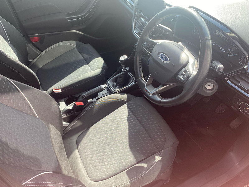 Ford Fiesta 1.0T EcoBoost Zetec Euro 6 (s/s) 5dr 5dr Manual 2025