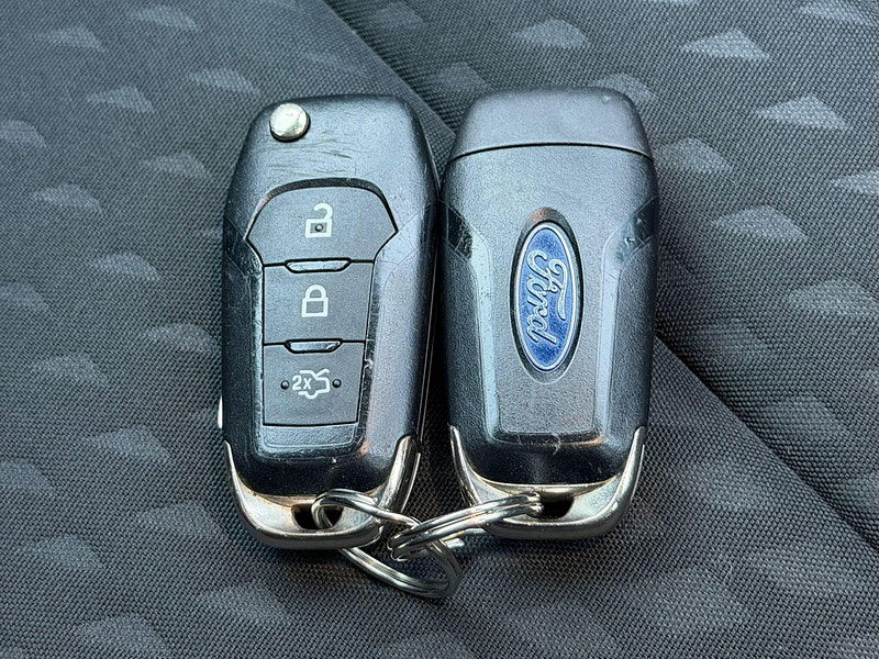 Ford Fiesta 1.0T EcoBoost Zetec Euro 6 (s/s) 5dr 5dr Manual 2025