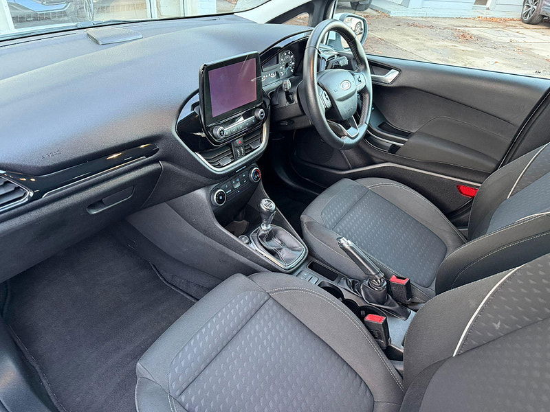 Ford Fiesta 1.0T EcoBoost Zetec Euro 6 (s/s) 5dr 5dr Manual 2025