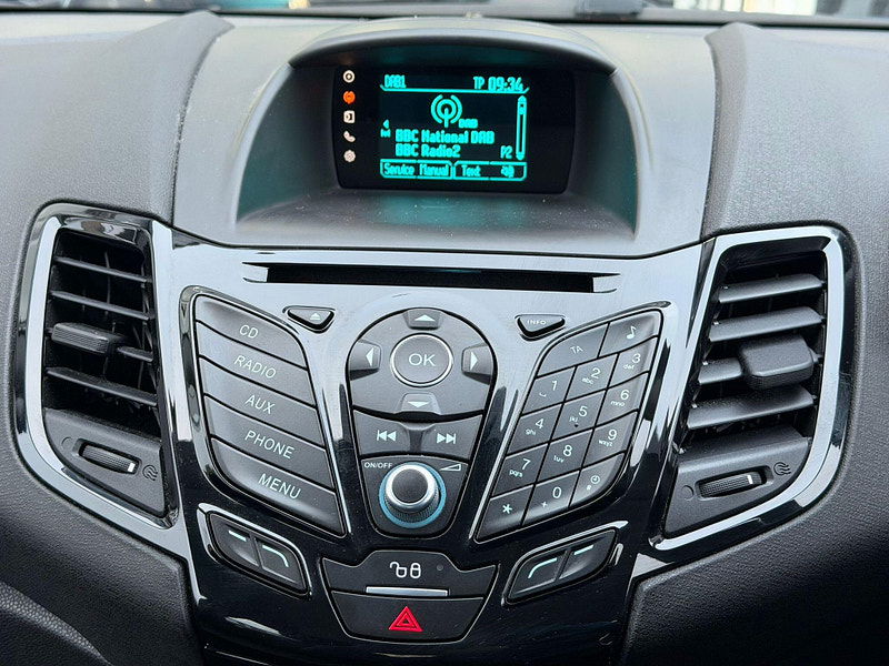 Ford Fiesta 1.0T EcoBoost Zetec Euro 6 (s/s) 5dr 5dr Manual 2026