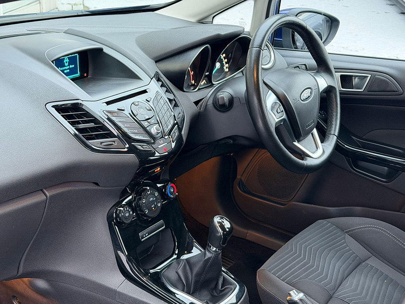 Ford Fiesta 1.0T EcoBoost Zetec Euro 6 (s/s) 5dr 5dr Manual 2026